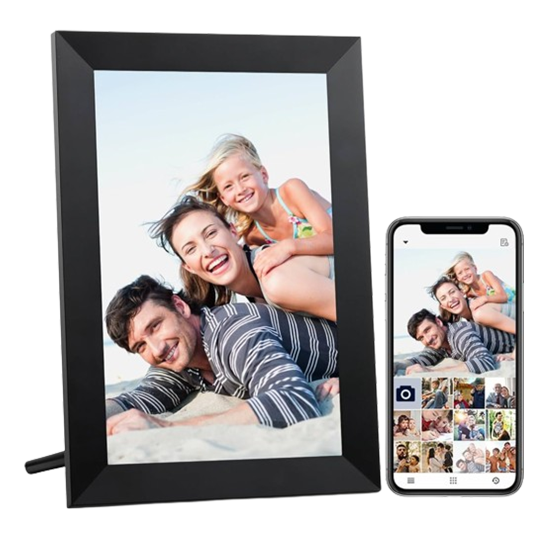 A family enjoying beach time together, beautifully captured on the Aeezo Portrait 01 Best Frame, the perfect digital photo frame for grandparents.