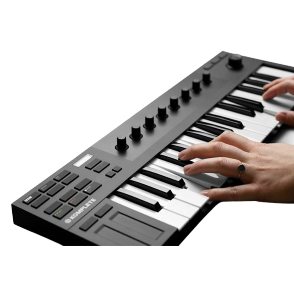 Front view of the Native Instruments Komplete Kontrol M32 MIDI Keyboard with smart, streamlined controls for a tactile production experience and creative workflow.