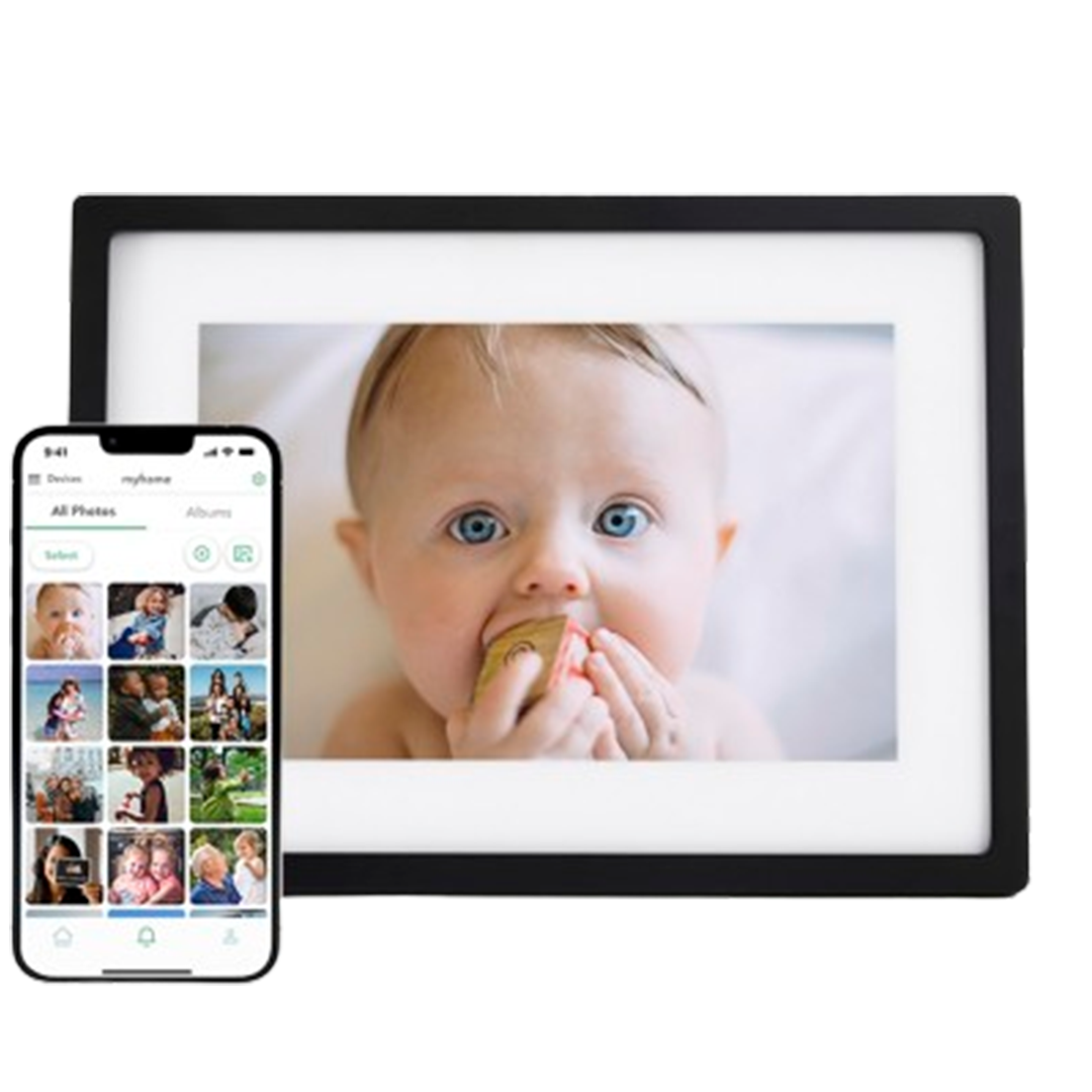 A baby's curious gaze, crisply displayed on the Skylight Frame 10-inch Best Frame, makes it a cherished digital photo frame for grandparents.